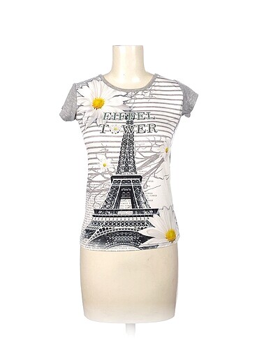 PreLoved T-shirt %70 İndirimli.
