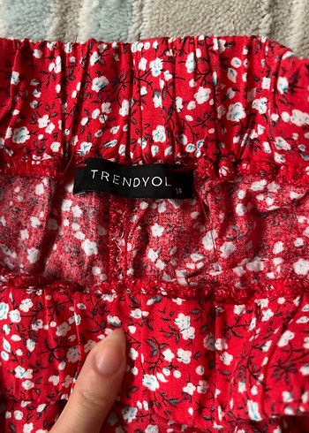 Trendyolmilla Kırmızı Fırfırlı Mini Etek - Görsel 2