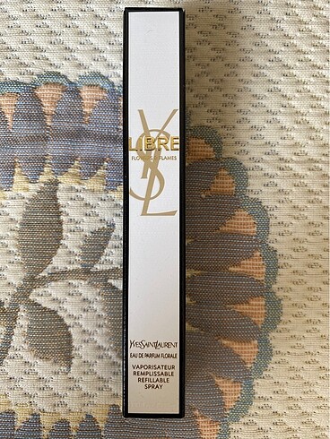 Yves Saint Laurent Libre Flowers & Flames