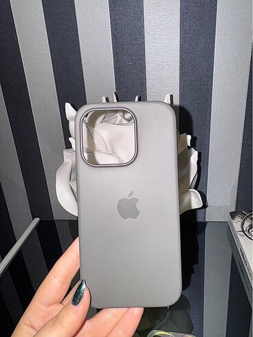 Orjinal iphone 15 pro kılıf
