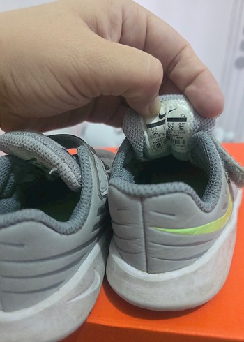 22 Beden gri Renk Gri Nike Erkek Çocuk Spor Ayakkabı Velcro