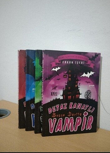 Beyaz kanatlı vampir4 adet kitap