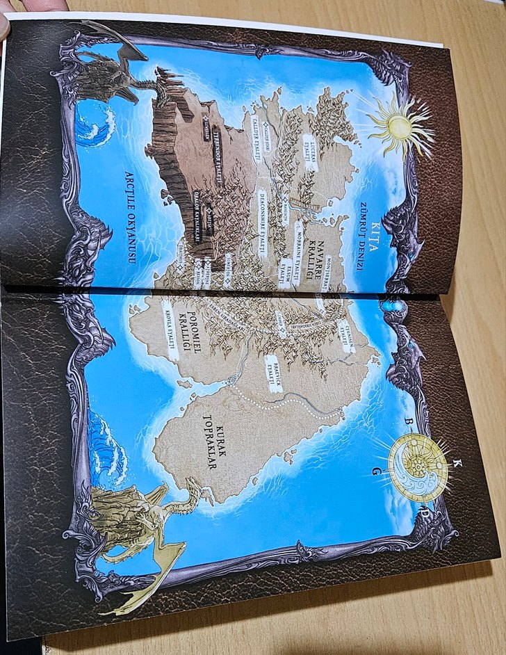 Dördüncü Kanat - Rebecca Yarros - Görsel 3