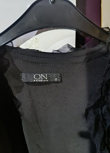 On Fashion Kadın çiçek dokulu kısa ceket