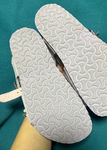 Lila 30 numara Birkenstock sandalet