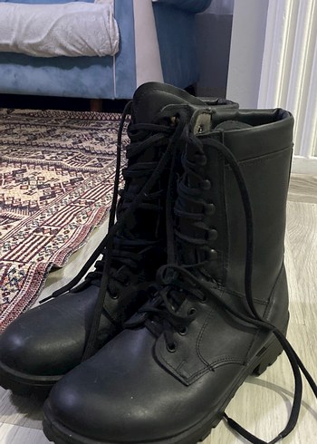 Siyah Bağcıklı Erkek Botları - Görsel 2