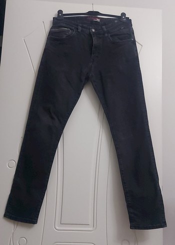 Erkek Siyah Regular Fit Kot Pantolon