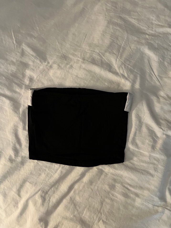 bershka straplez crop - Görsel 2