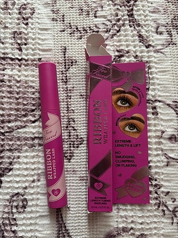 Too faced ribbon wrapped maskara