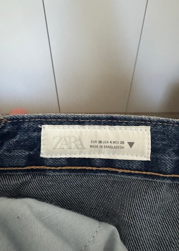 İki Düğmeli Gevşek Kesim Kadın Kot Pantolon - Görsel 3