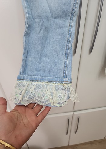 LC Waikiki Dantel Detaylı Mavi Midi Boy Salaş Kot Pantolon