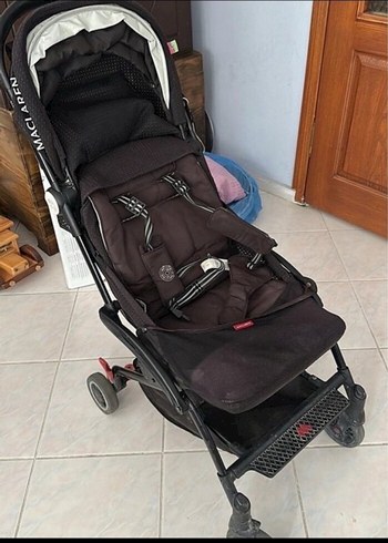Siyah Bebek Arabası Maclaren
