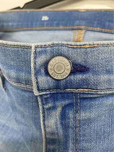26 Beden mavi Renk GAP Kot pantolon