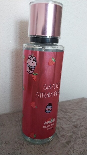 An'ge Çilekli Body Mist Watsons ürünü