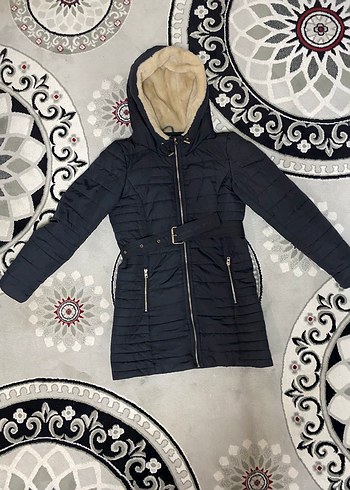 Kürk Detaylı Siyah Uzun Kadın Kışlık Mont - Görsel 2