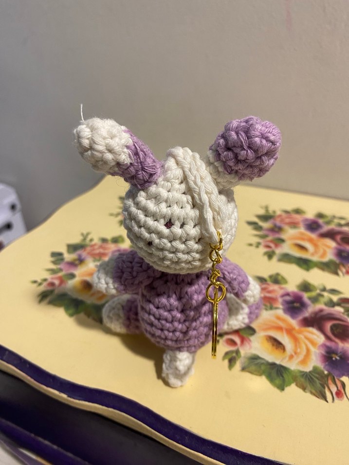 Pastel Mor Örgü Tavşan anahtarlık - Görsel 3
