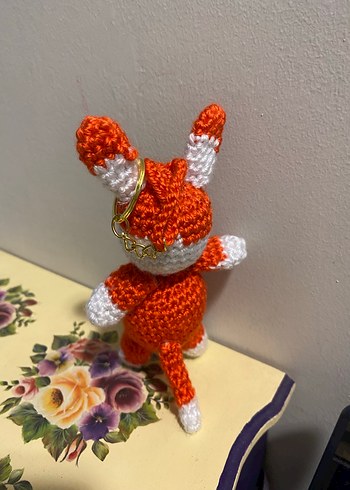 Turuncu Renkli El Örgüsü Tavşan anahtarlık - Görsel 2