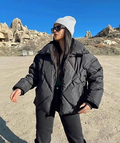 Siyah Şişme Mont