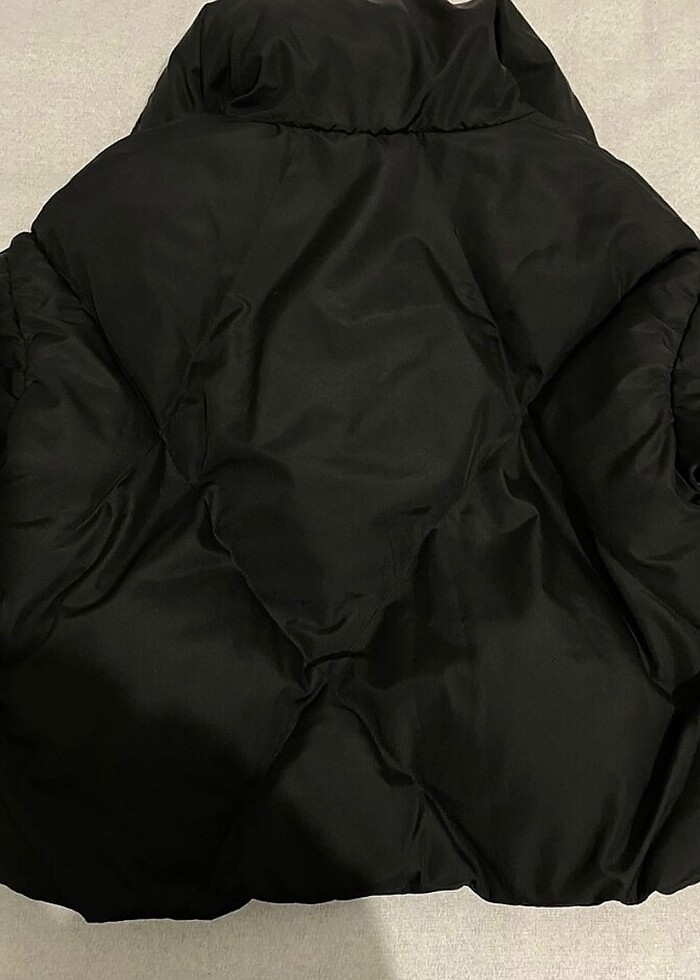 Siyah Şişme Mont - Görsel 5