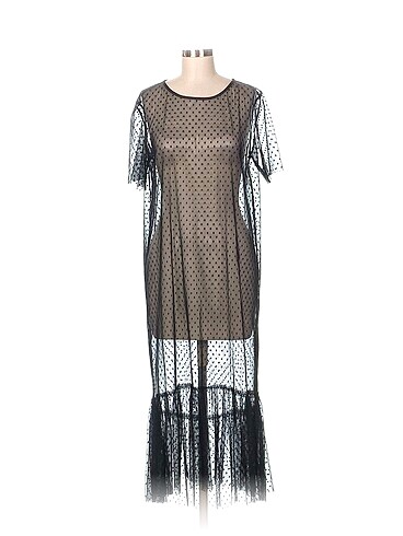 Bershka Uzun Elbise %70 İndirimli.