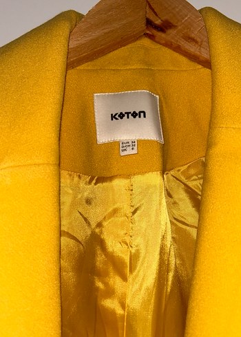 Sarı Düğmeli Klasik Kaban - Görsel 2