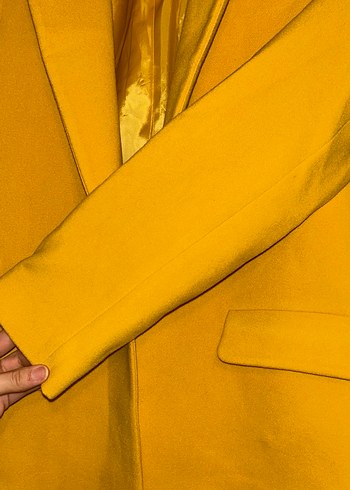 Sarı Düğmeli Klasik Kaban - Görsel 6