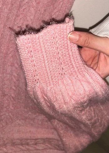 Pembe V Yaka Örgü Kadın Kazak - Görsel 3