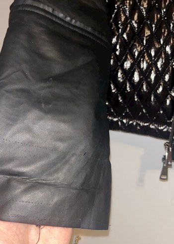 ÖZEL TASARIM Kürk Detaylı Siyah Deri Biker Ceket - Görsel 3