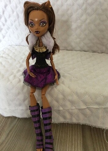 Beden Monster high