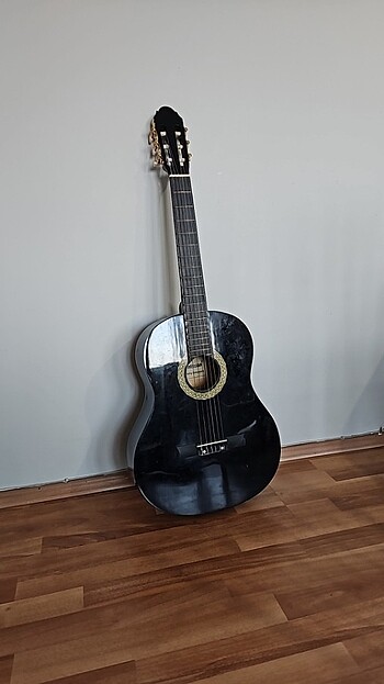 Klasik gitar pelerson marka