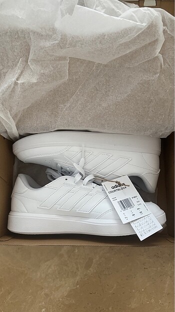Adidas ayakkabı