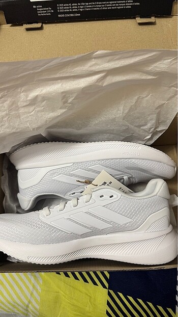 Adidas ayakkabı