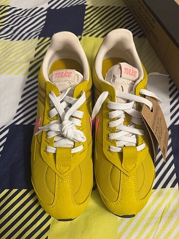 40,5 Beden Nike ayakkabı