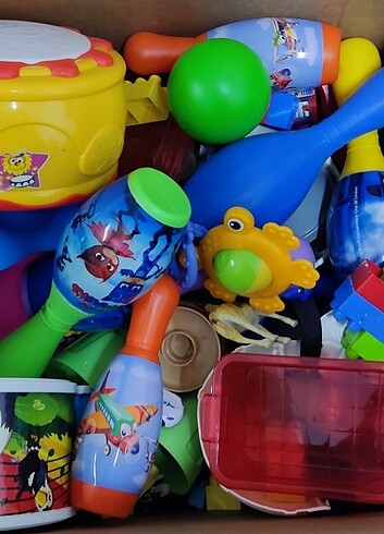 Diğer Karma Oyuncak Kolisi 