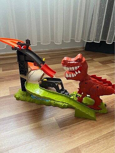 Beden Renk Hot wheels çılgın dinozor oyun seti