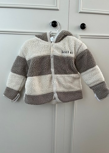 Kapüşonlu Erkek Çocuk Gri Peluş Ceket