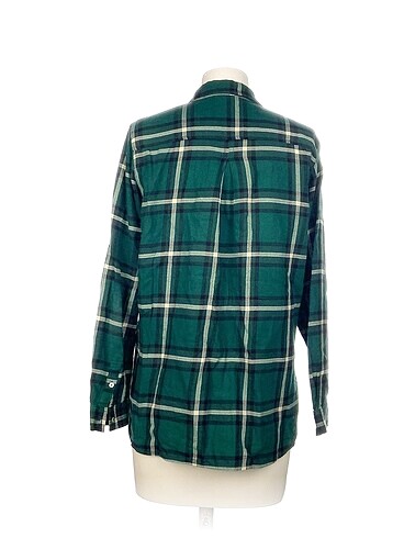 36 Beden H&M Gömlek %70 İndirimli.