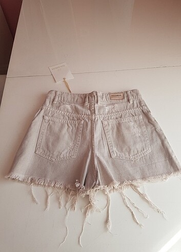 xs Beden Pull bear yüksek bel mom jean şort