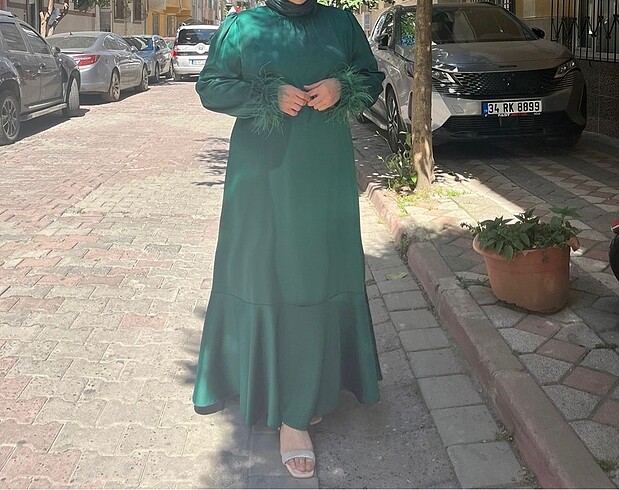 Yeni saten kuşaklı abiye