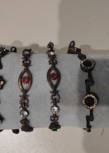 Vintage İşlemeli Zincir Detaylı Kadın Bileklik - Görsel 2