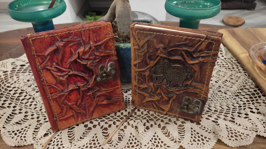 El Yapımı Deri Kapaklı Sanat defteri - Görsel 2