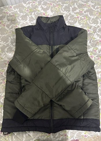 LC Waikiki m