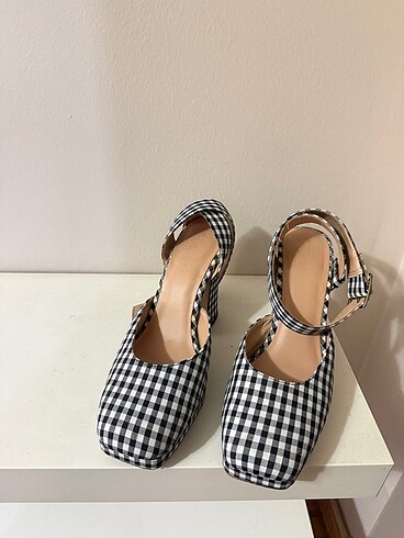 Zara nostalji model topuklu ayakkabı - Görsel 6