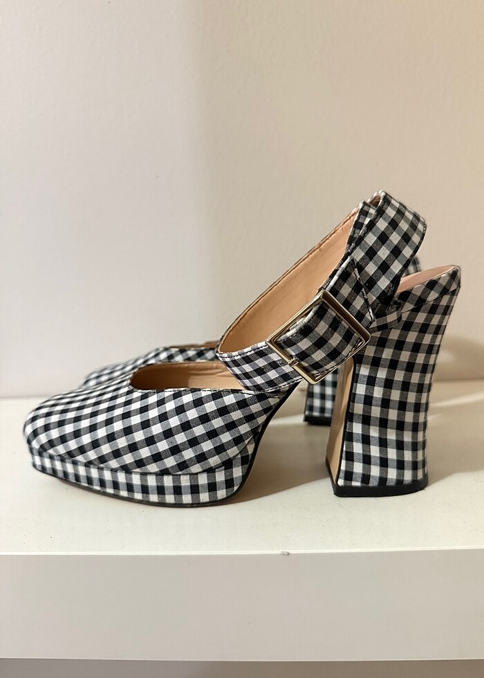 Zara nostalji model topuklu ayakkabı - Görsel 5