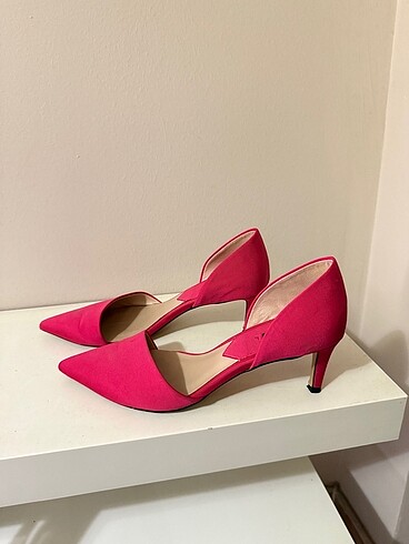 Zara Fuşya pembe kısa topuk stilletto