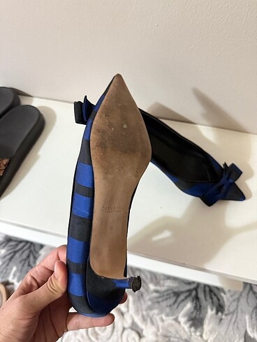 38 Beden lacivert Renk Zara kısa topuk stiletto