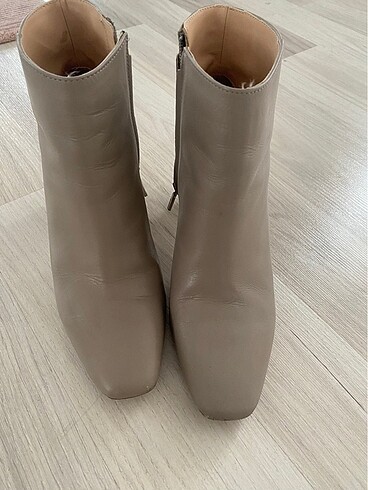 38 Beden Zara bot