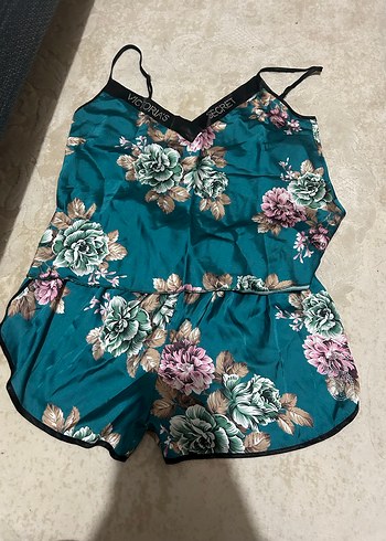 Vs çiçekli saten takım - Görsel 4