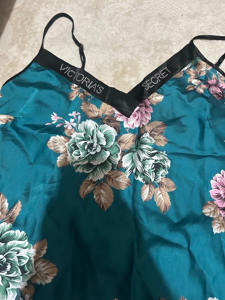 Vs çiçekli saten takım - Görsel 5