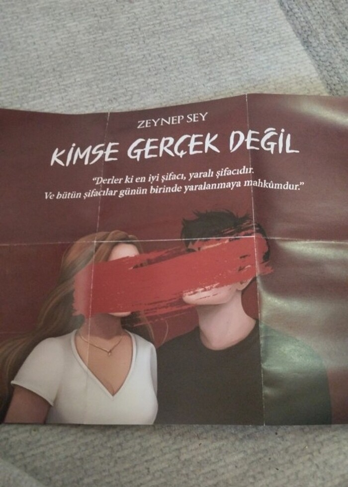Kimse gerçek değil  - Görsel 2